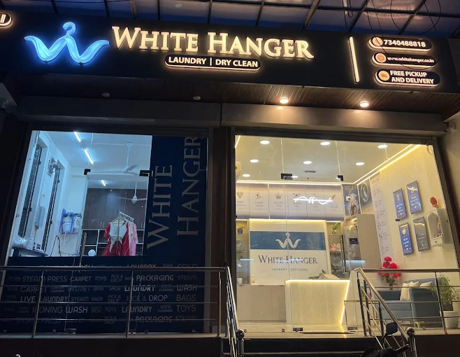 WHStoreLocation